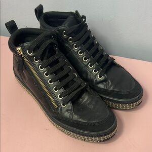 Geox Leelu G Mid Top Black Sneakers with Gold Accents